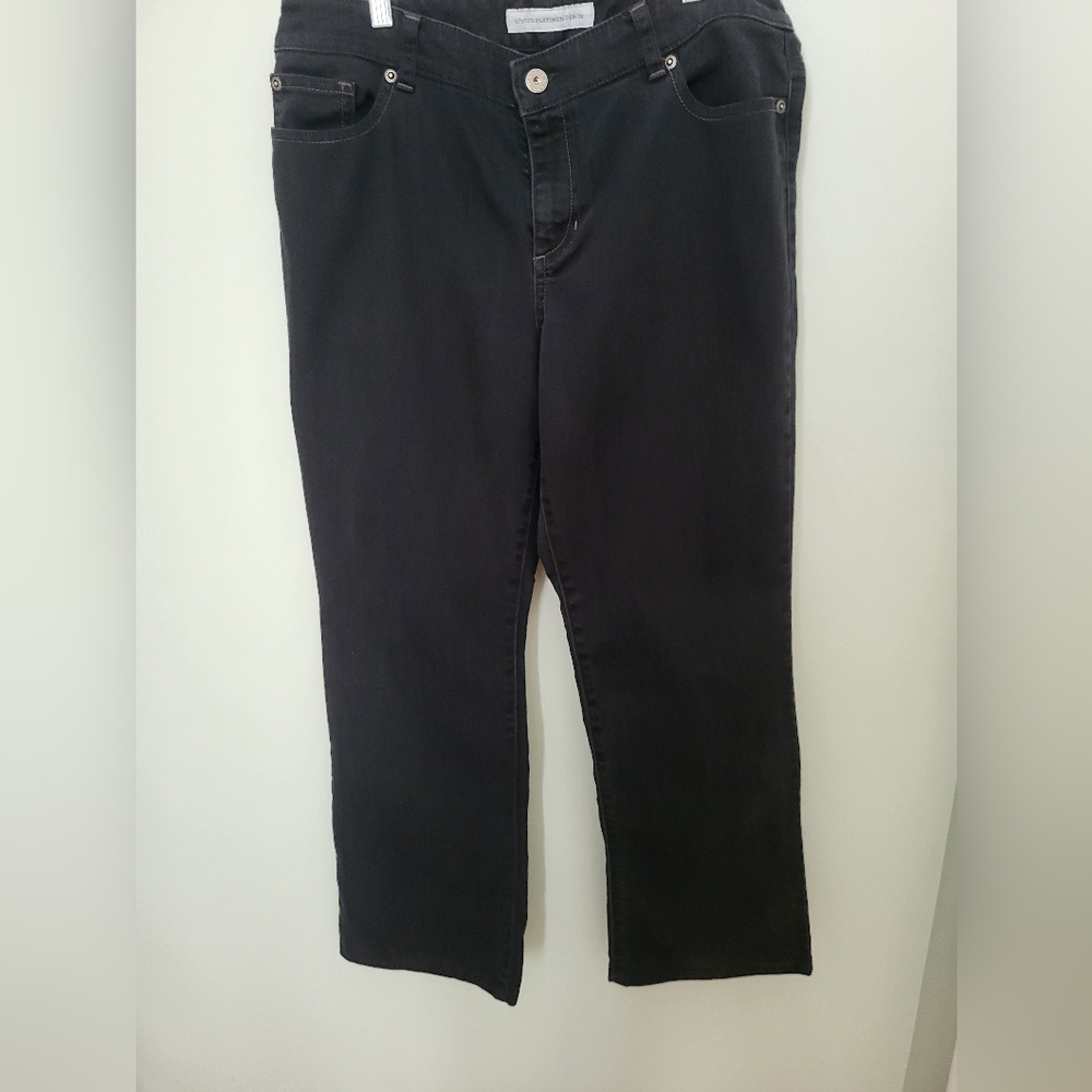 Chico's Platinum Denim 10P 10 Petite Bootcut 1.5 Short Black Jeans High Rise